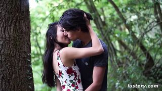 Vad oboázás és kíméletlen együttlét az erdőben