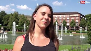 Német turista spiné kültéri anális baszása