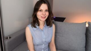 Döntött a pornó mellett: legelső casting forgatás egy aranyos 19 éves amatőrrel