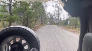 Adrenalinlöket után vad lezbi kufircolás a szabadban