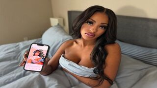 Lánytestvér legjobb ribanca rájött, hogy neki rángatom, és engedte, hogy megdugjam