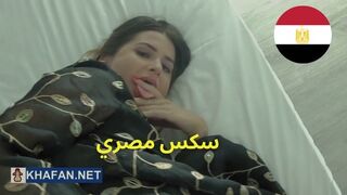 Arab milf óriási fenekét megbassza egy amatőr pov-ban