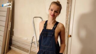 Megbasztam a munkást, mert nem végezte időben a munkát, és az arcára élveztem