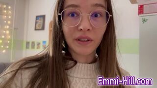 Fiatal egyetemista leányzó extrém spriccelése tanárral